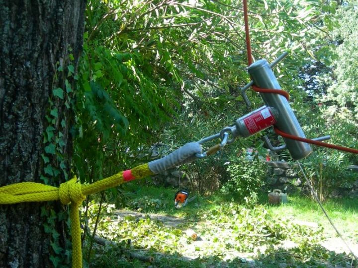 Abattage arbre Balazuc - Le cabestan est un système de frein léger et pratique