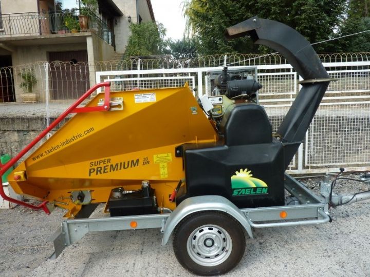 Broyeur de branches pour le brf
